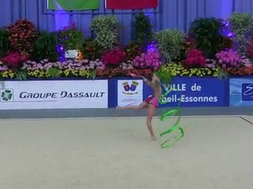 Yana LUKONINA Russie  Finale Ruban Tournoi Corbeil 2010