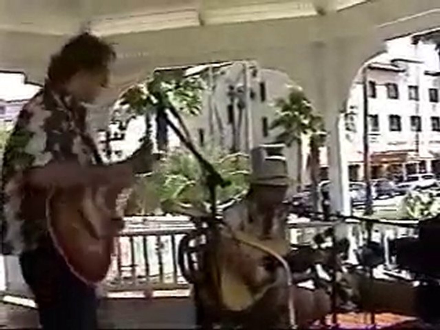 ⁣Beans and Seeds perform Live Music St Patrick's Day - 2009