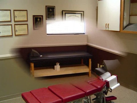 Chiropractor in Highlands Ranch, CO - office tour