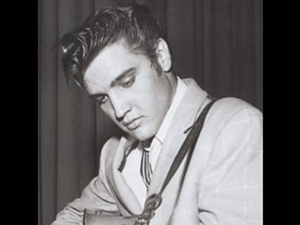 Elvis - Young Dreams by Giovanni