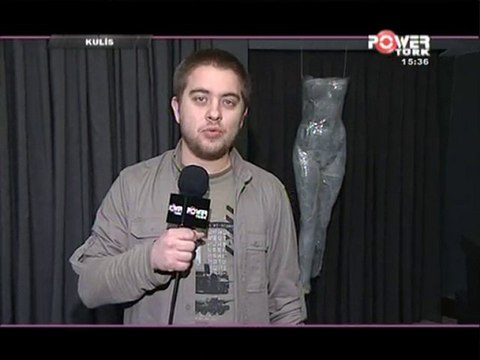 Kulis- Ayse Özyilmazel - Iki Ayse Özyilmazel - By Yigitcan