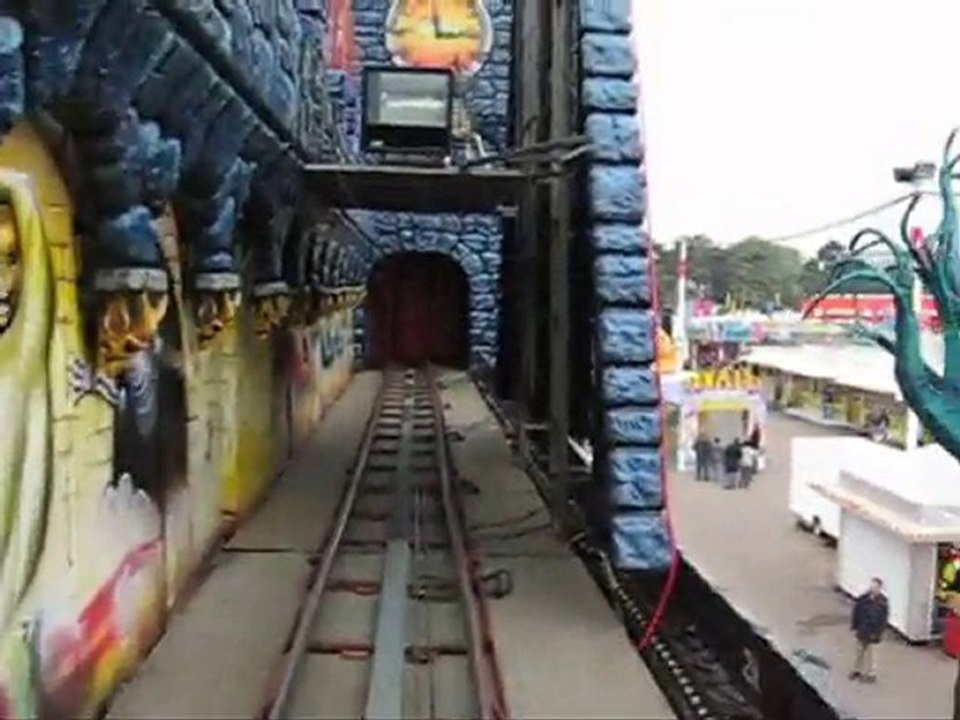 foire du trone 2010.train fantome ghost train !!