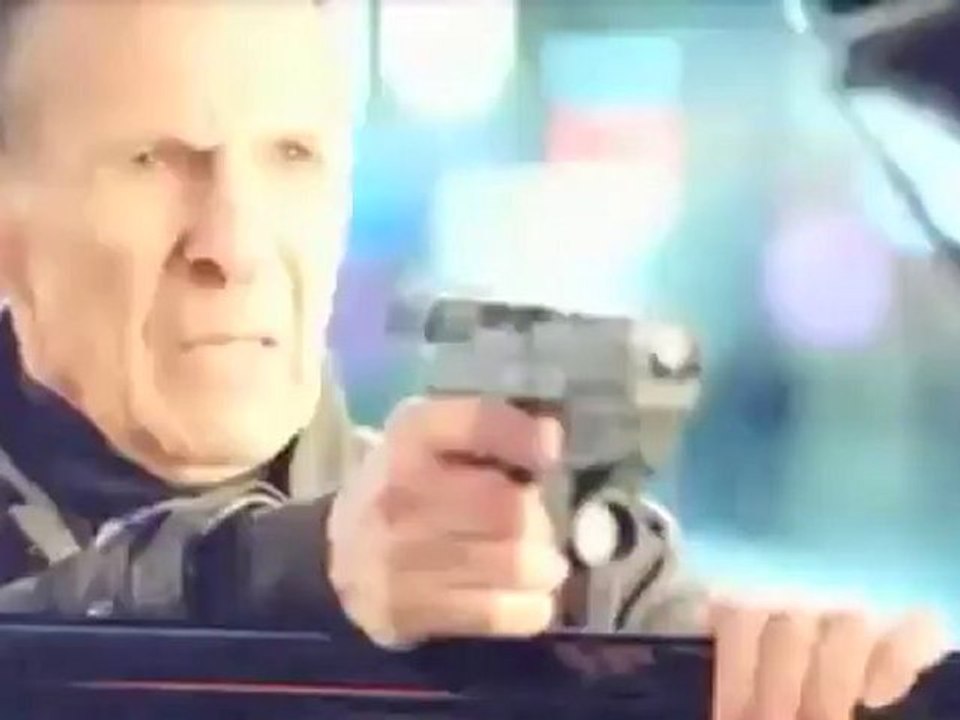 Fringe - Episode 2.22 - Over There - Promo 01