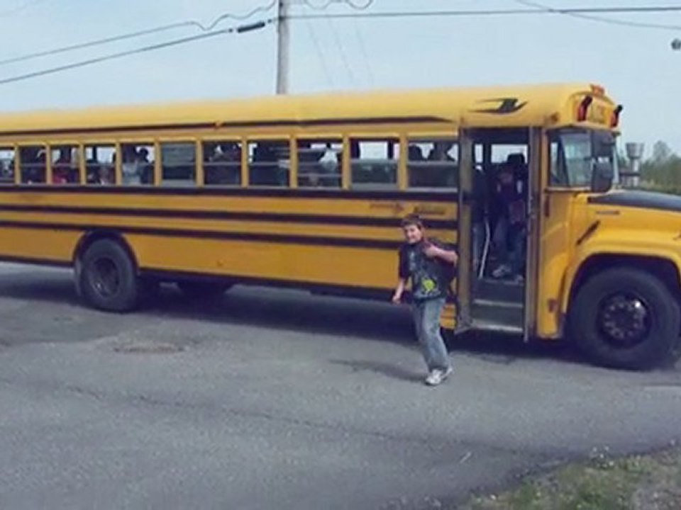 Bus scolaire au Québec