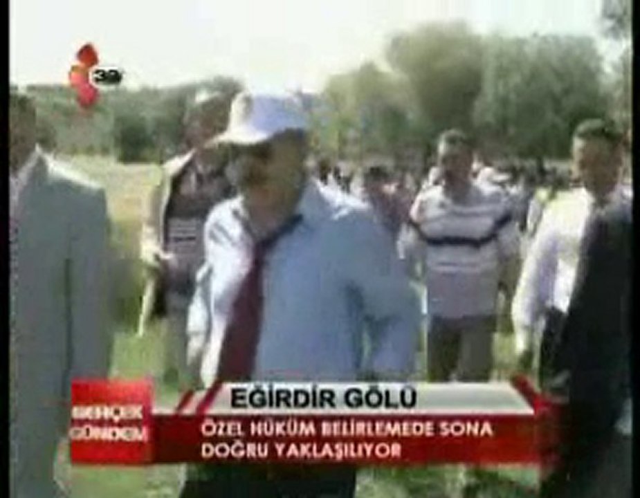 Göl çevresinde alan çalışması....