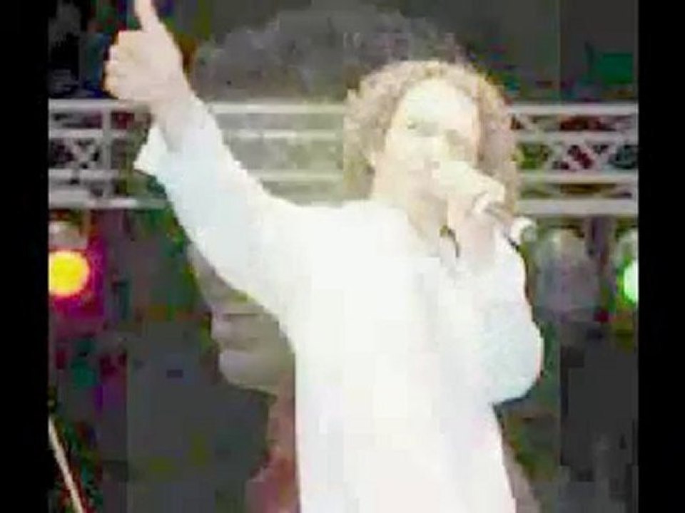 Oğuz Aksaç-Kayalar Gölgelendi