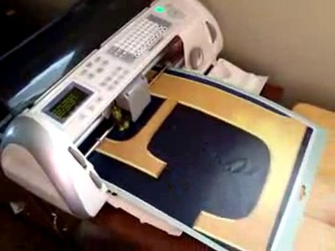 Cricut Expression Personal Cutting System Billboard Vinyl