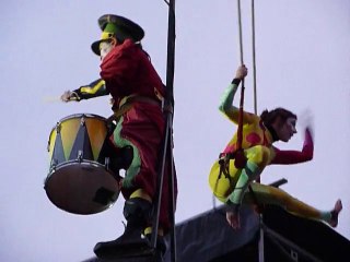 Francuski teatr Transe Express w Łodzi w Manufakturze