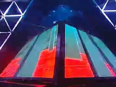 Daft Punk - 01. One More Time / Aerodynamic (Daft Punk Live @ 02 Wirelles Festival)