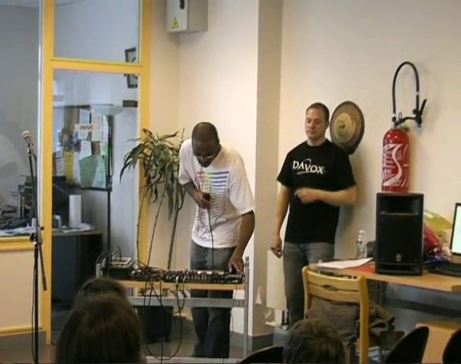 demo Lynx K et Da Vox avec loopstation