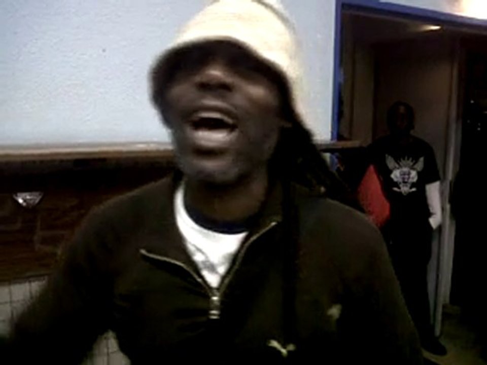 fefe typical pour natural sound