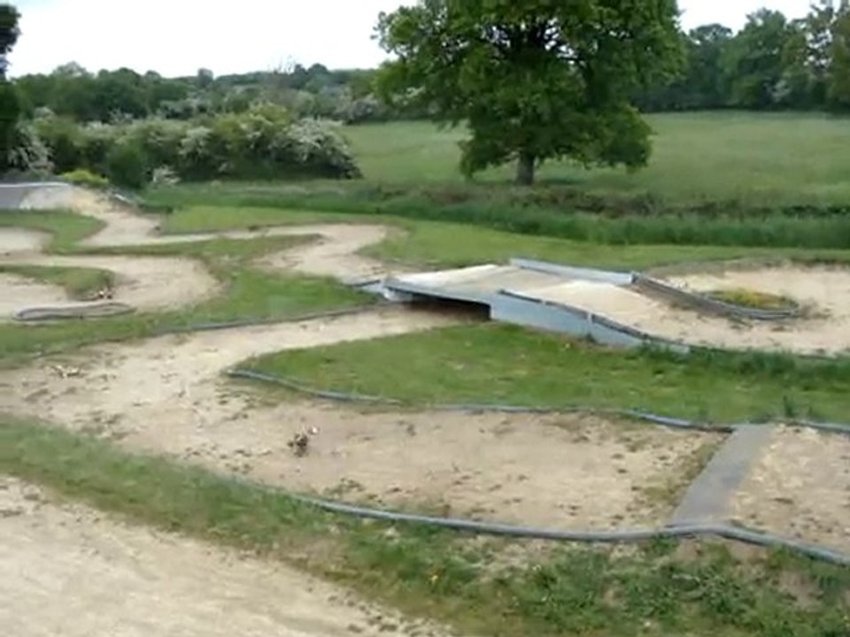 les fous de la gachette des petits bolides luatais