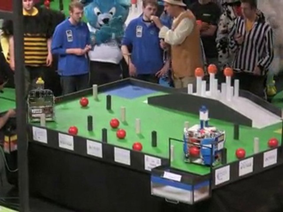 Eurobot 2010 8ème finale France Eceborg / Intech