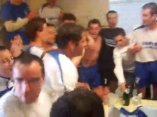 MONTER EN PH - FETE DANS LES VESTIAIRES