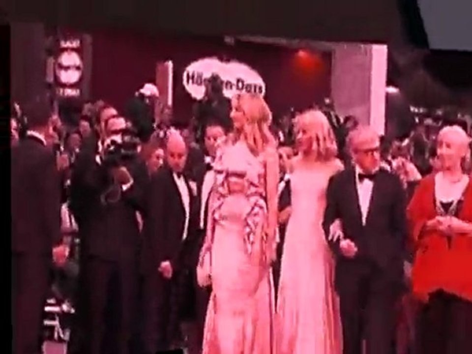 Woody Allen et Naomi Watts @ Festival de Cannes (15.10.2010)