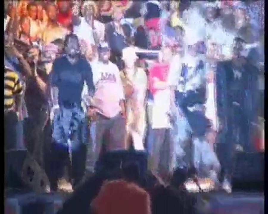 sting 2000 6/11  (bounty killer+ninja man+beenie man+......)