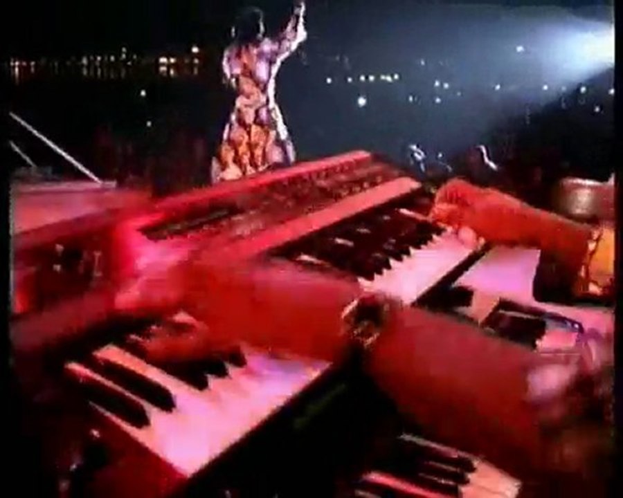 sting 2000 7/11 (beenie man)