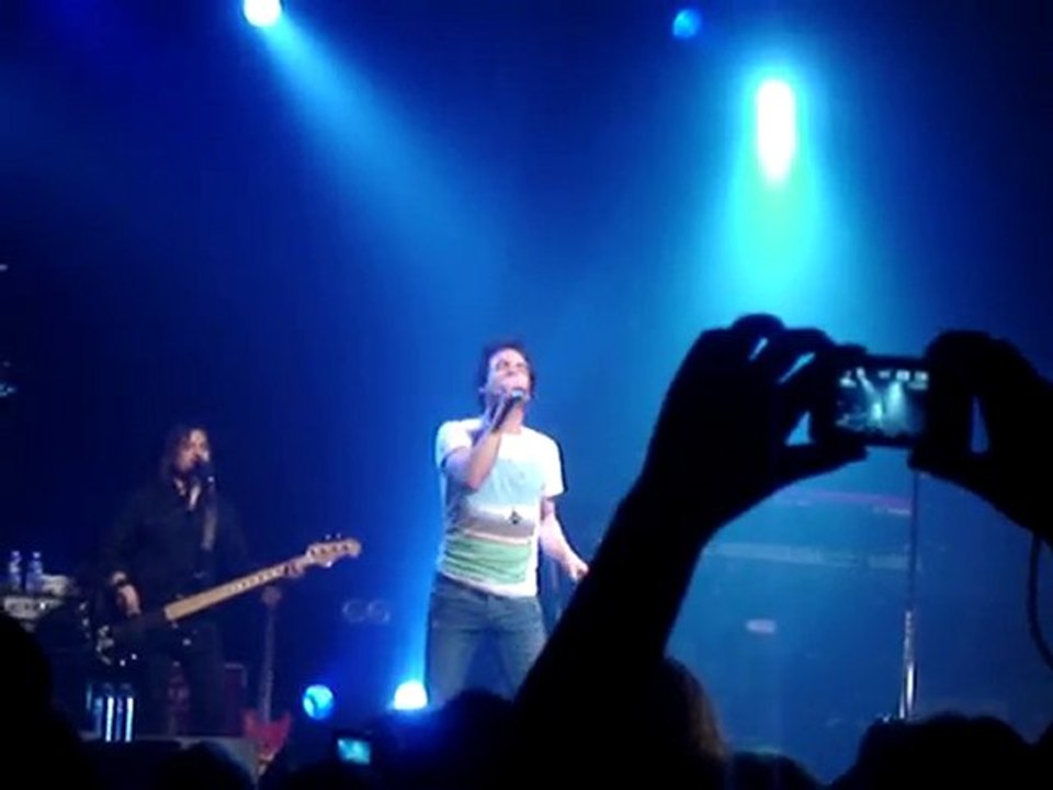Train le 15 mai Paris le Bataclan