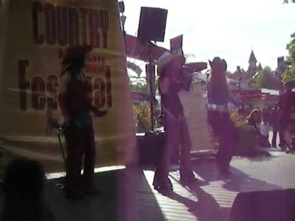 festival line dance à disney village