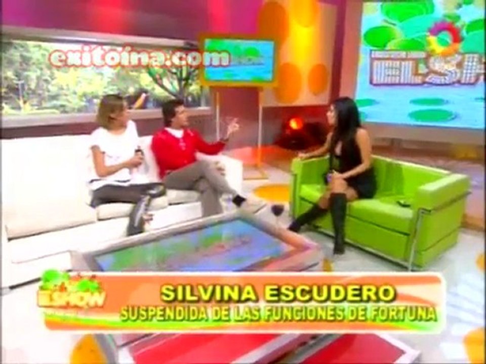 Exitoina.com - Silvina Escudero suspendid