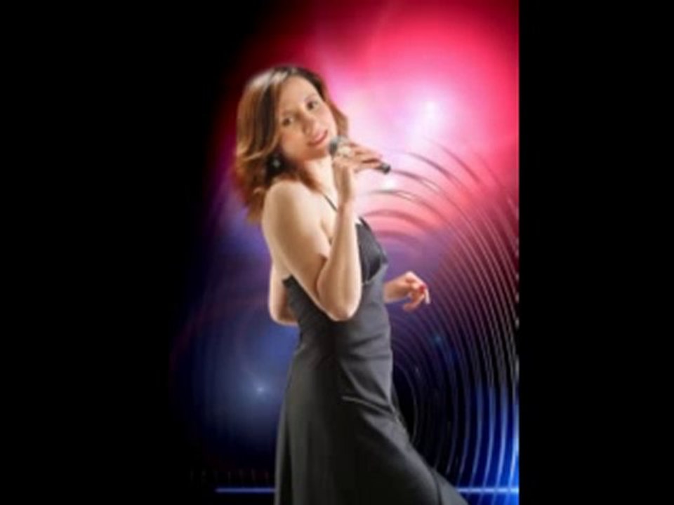 Evrim Akbulut  Seher vakti çaldım yarin kapısını