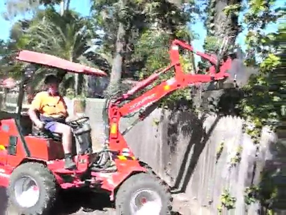 Schaffer mini wheel loader 2000 series customers