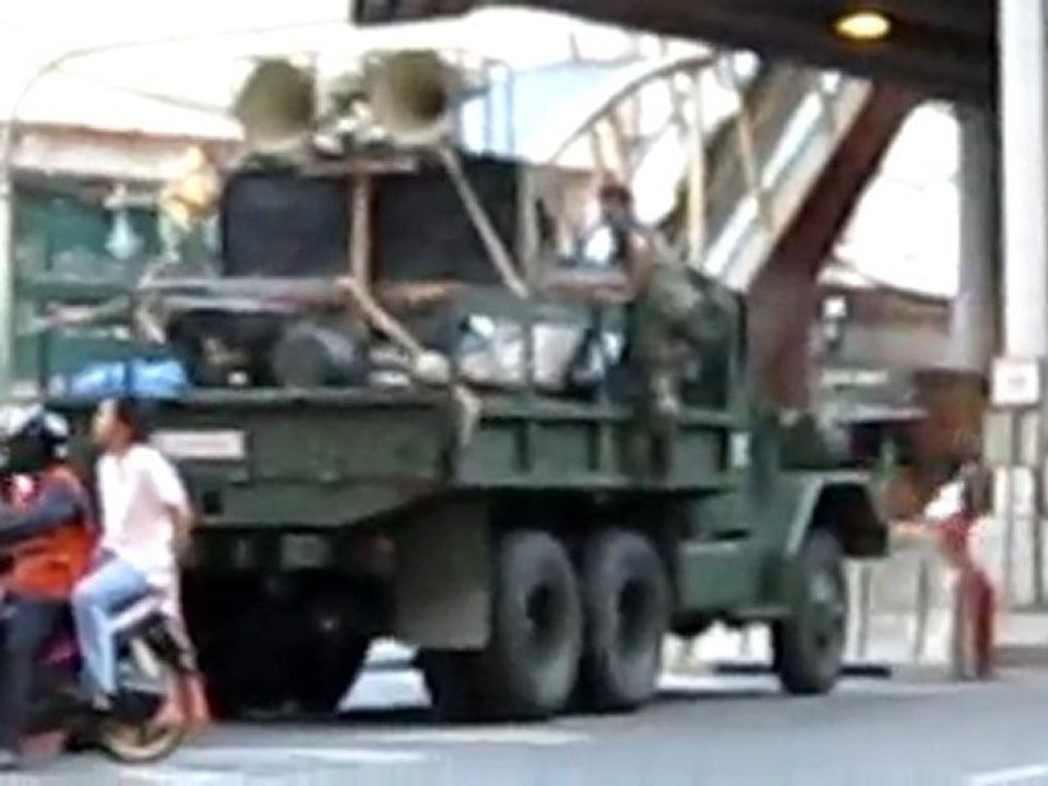 camion militaire/karaoke