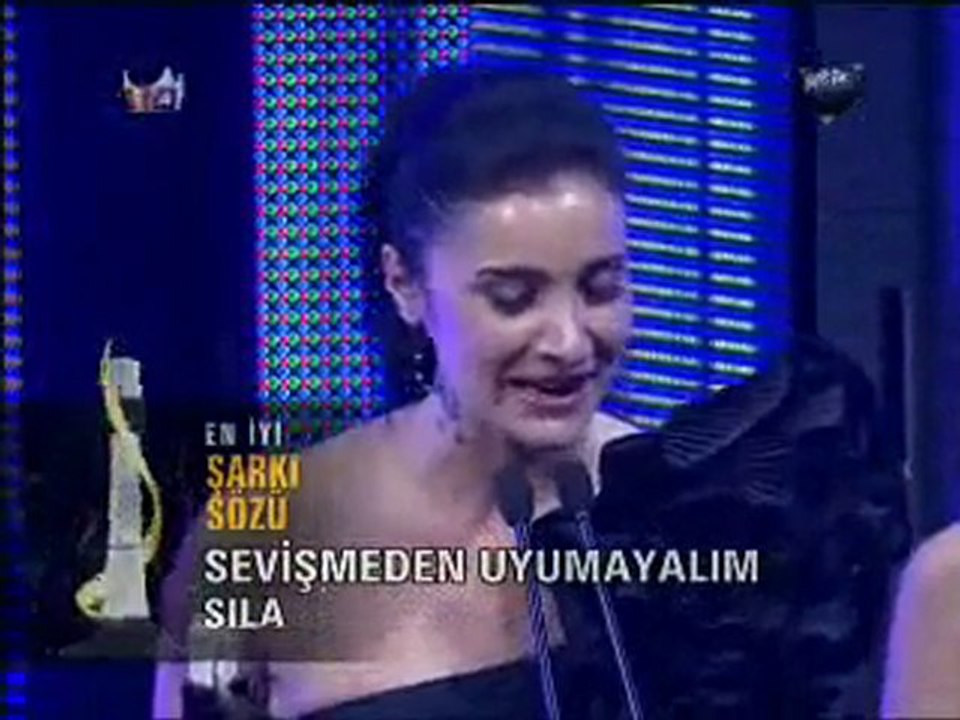 16.Kral Tv Ödülleri-EN İYİ ŞARKI SÖZÜ-SEVİŞMEDEN UYUMAYALIM