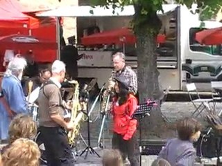 "les CHHS Blues" concert de rue à Thomery 16 mai 2010