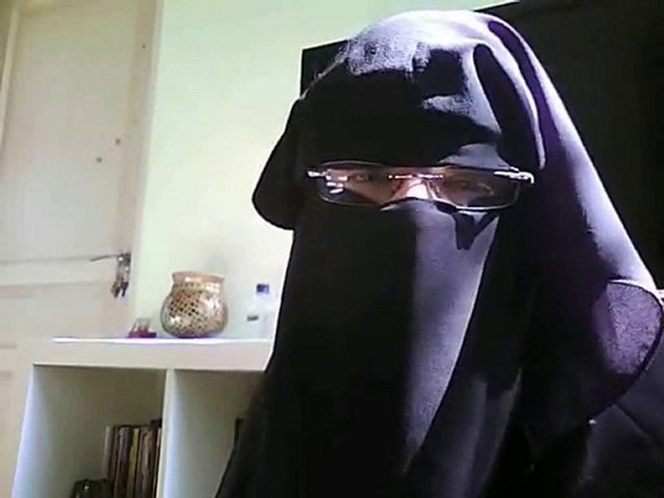 ...7 : Et après la loi (suite) ? Islam, niqab, hijab