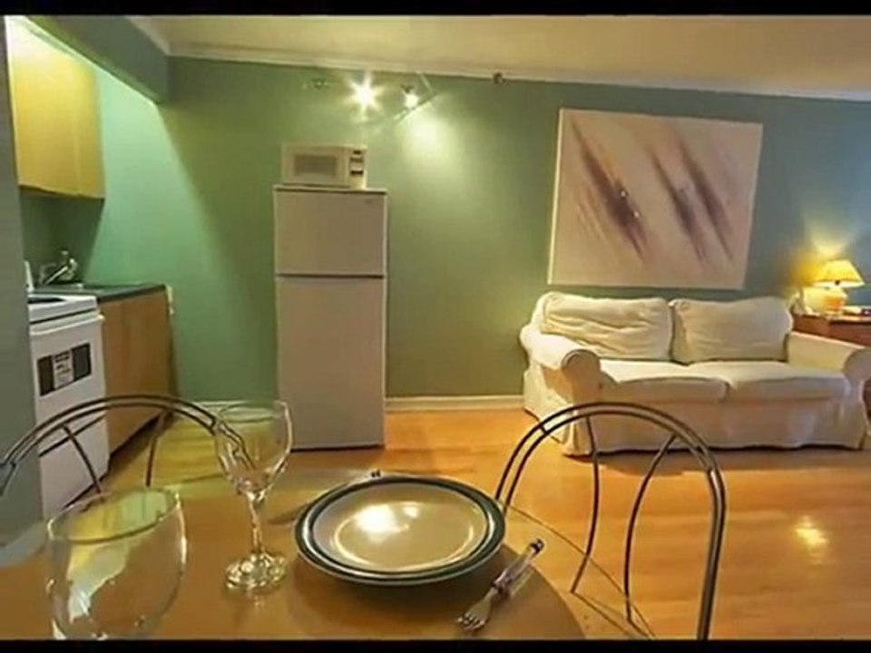 Balthazar Furnished Apartment: Montreal Serviced Apartment F