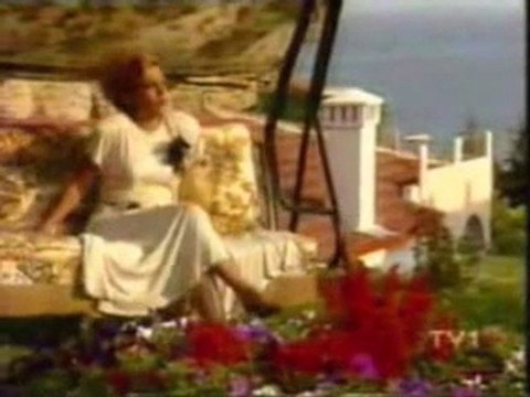 Rana Alagöz - Aşkın gözü kör mü acaba