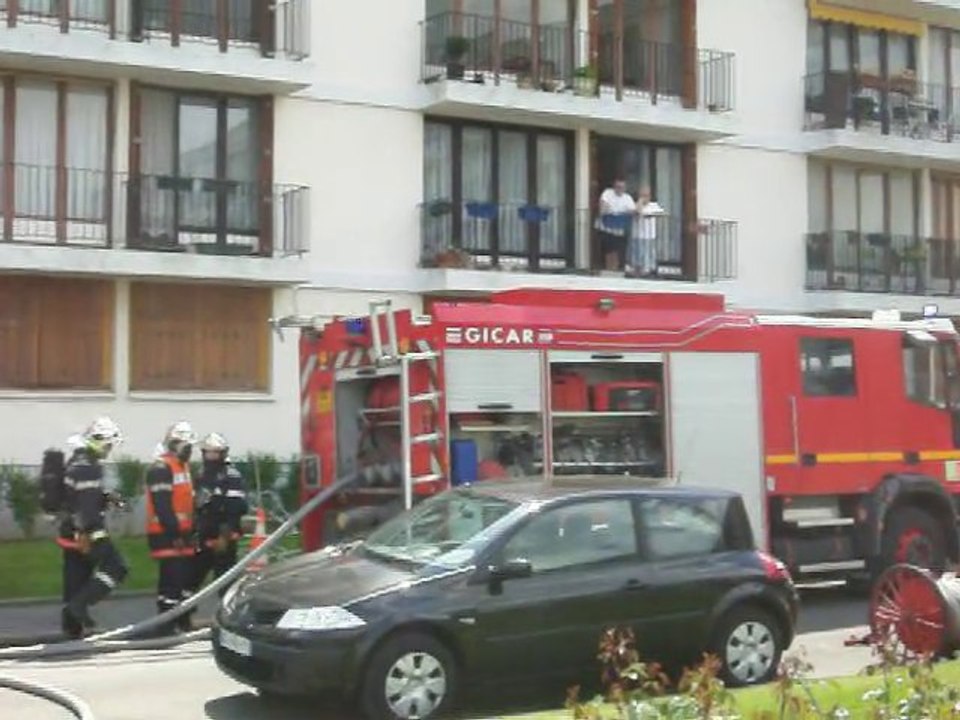 Beauvais : incendie dans le quartier Saint-Jean le 18/5/2010
