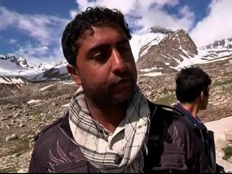 Britons feared dead after Afghan plane crash