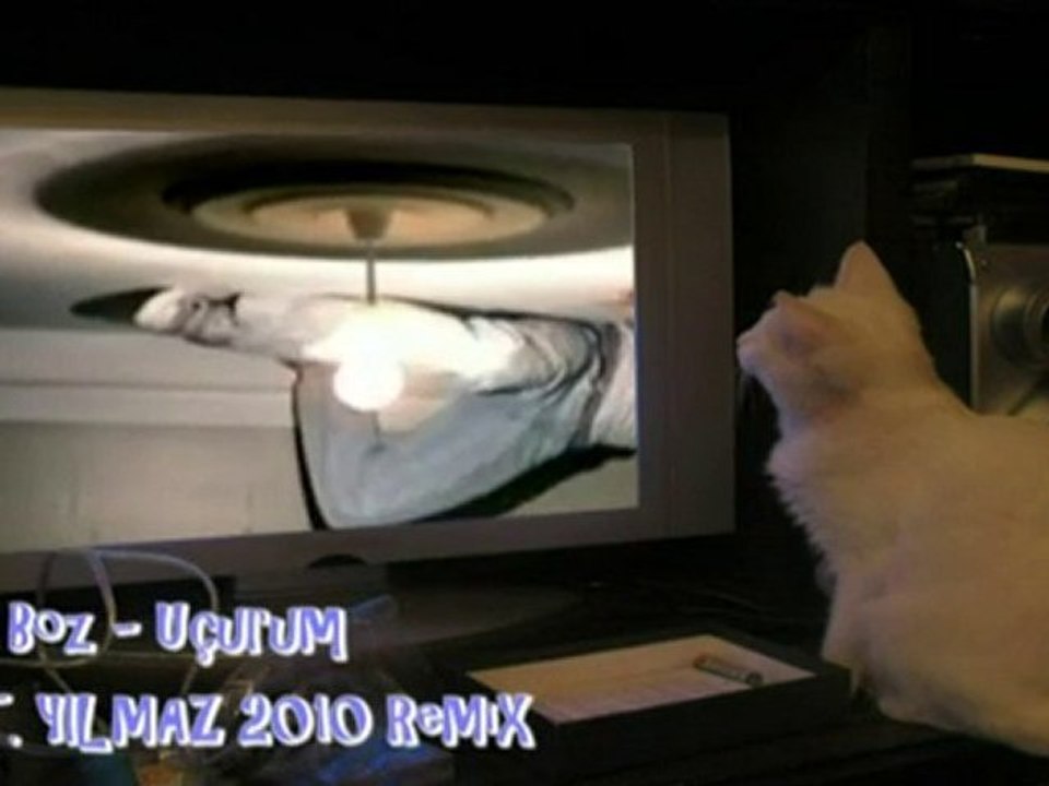 Murat Boz - Ucurum (2010 ElecTRendy Project Remix)