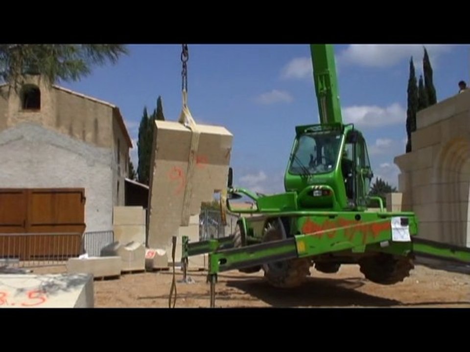 Par la porte ou par la fenêtre ?