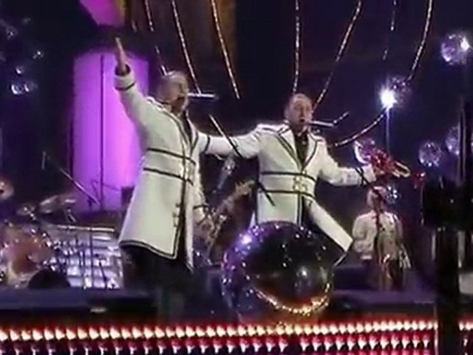 GOLEC uORKIESTRA - CRAZY IS MY LIFE