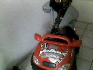 Daryl est... Peter Pan