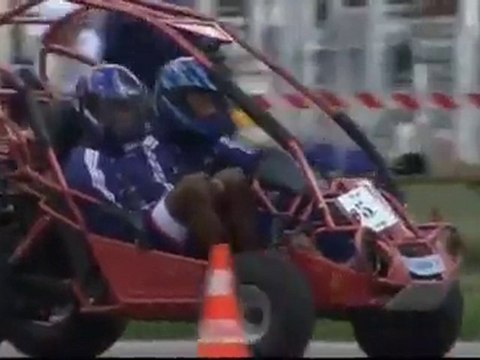 William Gallas crashes while buggy racing