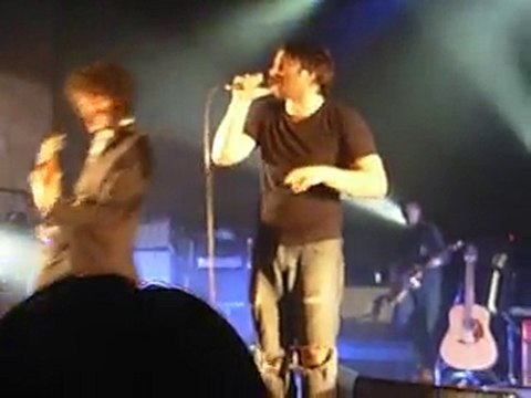 Saez live J'accuse concert Istres l'Usine 15/05/10