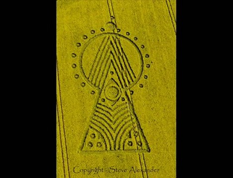 Crop circle 2010 Yarnbury Castle, Wiltshire.