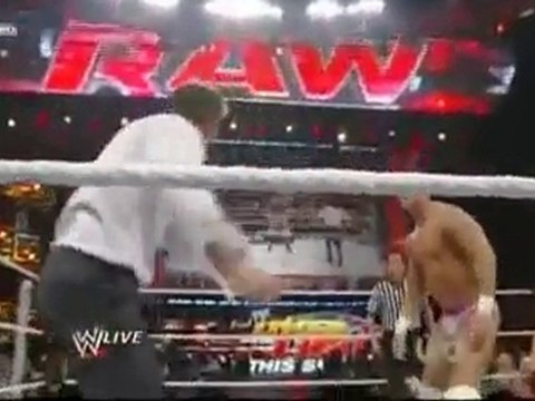 Bret Hart Vs The Miz [17 Mayıs] Smackdown - RAW 26