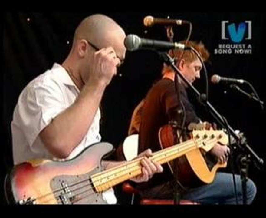 Queens Of The Stone Age - No One Knows