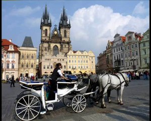 Download Video: PRAGUE - Place de la Vieille Ville