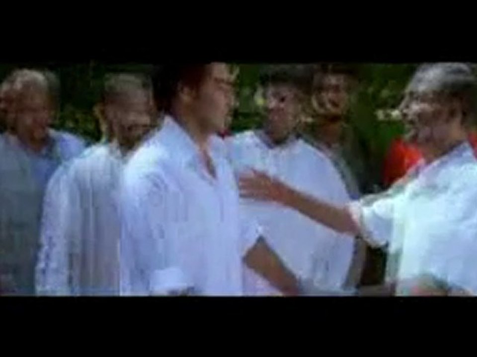 The Winning Combination Ajay Devgn& Prakash Jha in RAAJNEETI