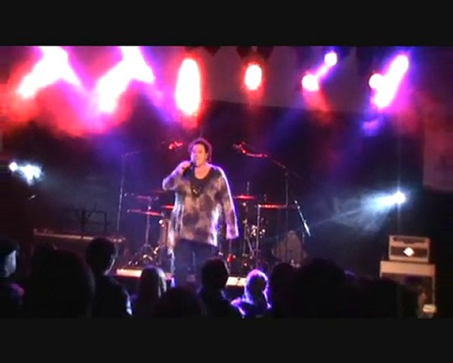 Annie au Festival de Rochefort 15mai2010