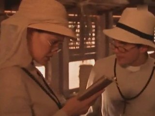 Sydney Fox, 2.01 Le dernier solstice 1 sur 3