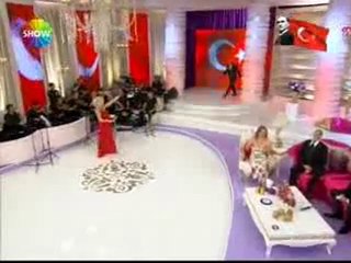 seda sayan atatürk heykeli