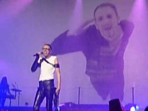 christophe Willem bombe anatomique zenith paris 18.05.10