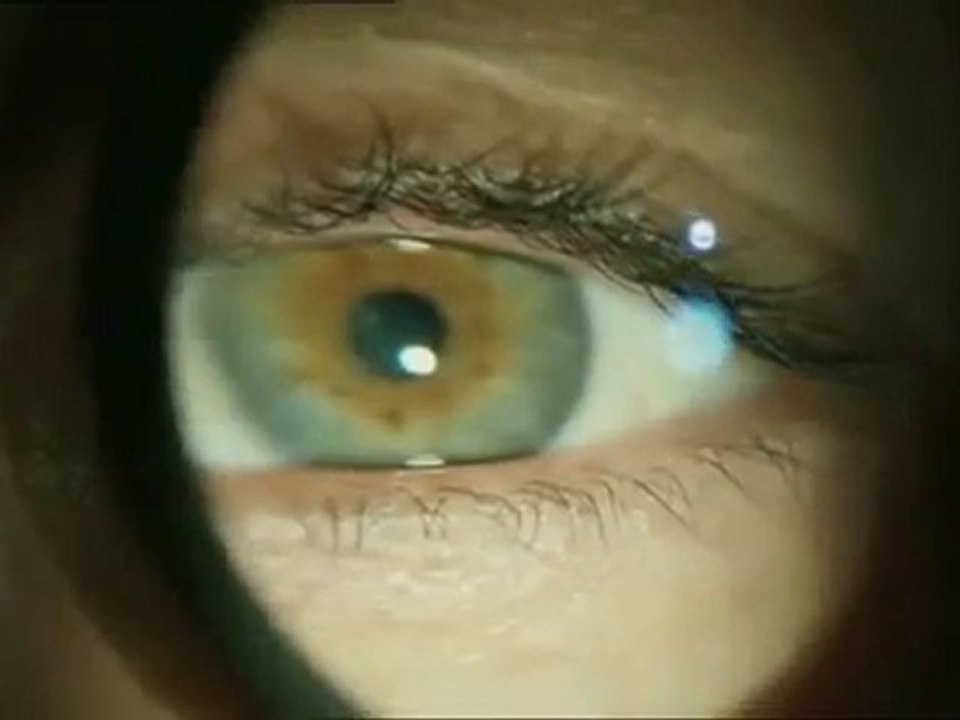 Los ojos de Julia - Trailer